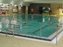 Schwimmbecken Schwimmbecken