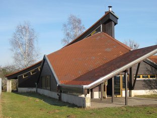 Grillhaus Außenansicht Seite mit Überdachung Grillhaus Außenansicht Seite mit Überdachung