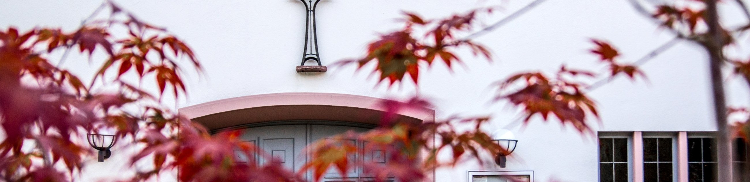 Trauerhalle Friedhof Lorscherstraße Trauerhalle Friedhof Lorscherstraße