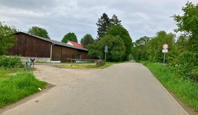 Hier wird ab kommenden Montag gebaut: Brückenbauwerke Vie25, Vie32 und Vie D-11 am Alten Weinheimer Weg 48.