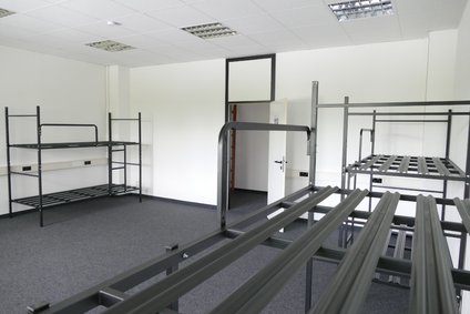 Hier ein Zimmer mit mehreren Stockbetten Zimmer mit mehreren Stockbetten