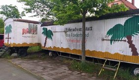 Jugendfahrradwerkstatt im T.i.B.: ein Bauwagen