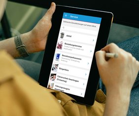 Zahlreiche Online-Dienste bietet die Stadtverwaltung seit Jahren an, die auch auf der ViernheimApp zu finden sind. ©Stadt Viernheim Zahlreiche Online-Dienste bietet die Stadtverwaltung seit Jahren an, die auch auf der ViernheimApp zu finden sind. ©Stadt Viernheim